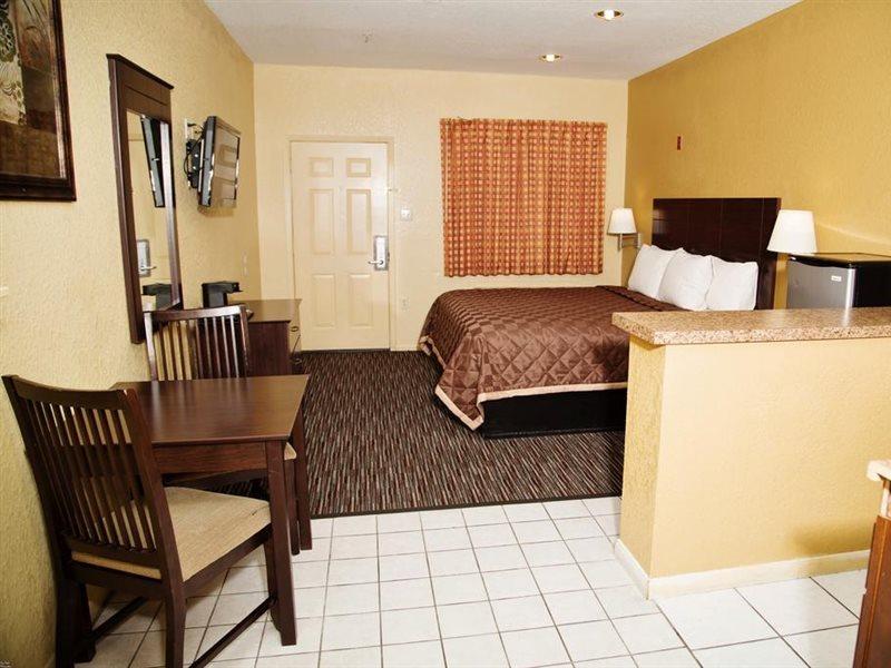 Winchester Inn And Suites Humble/Iah/North Houston Экстерьер фото