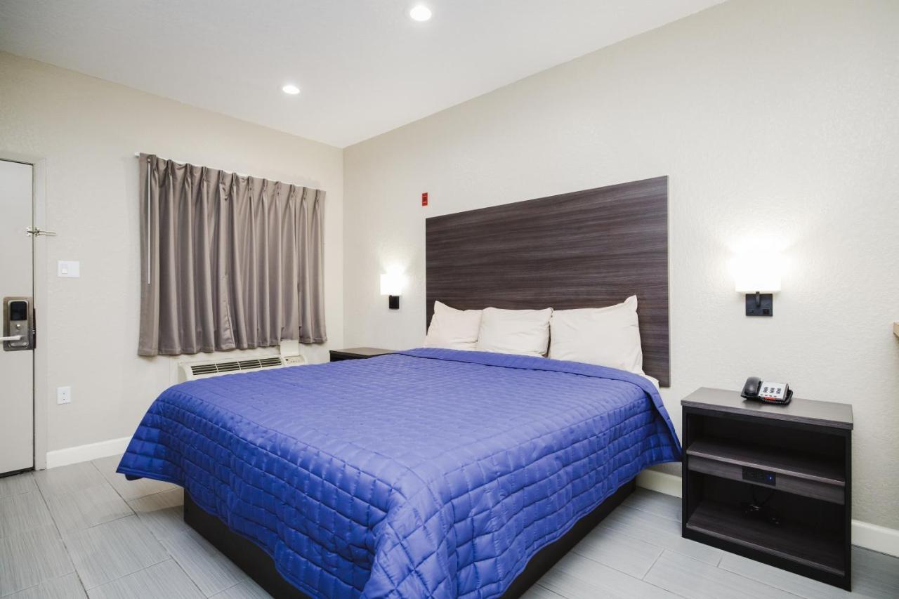 Winchester Inn And Suites Humble/Iah/North Houston Экстерьер фото