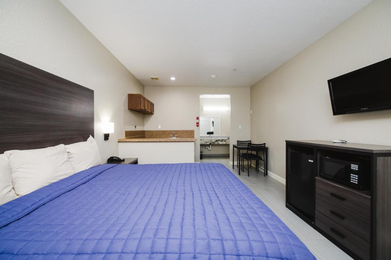Winchester Inn And Suites Humble/Iah/North Houston Экстерьер фото