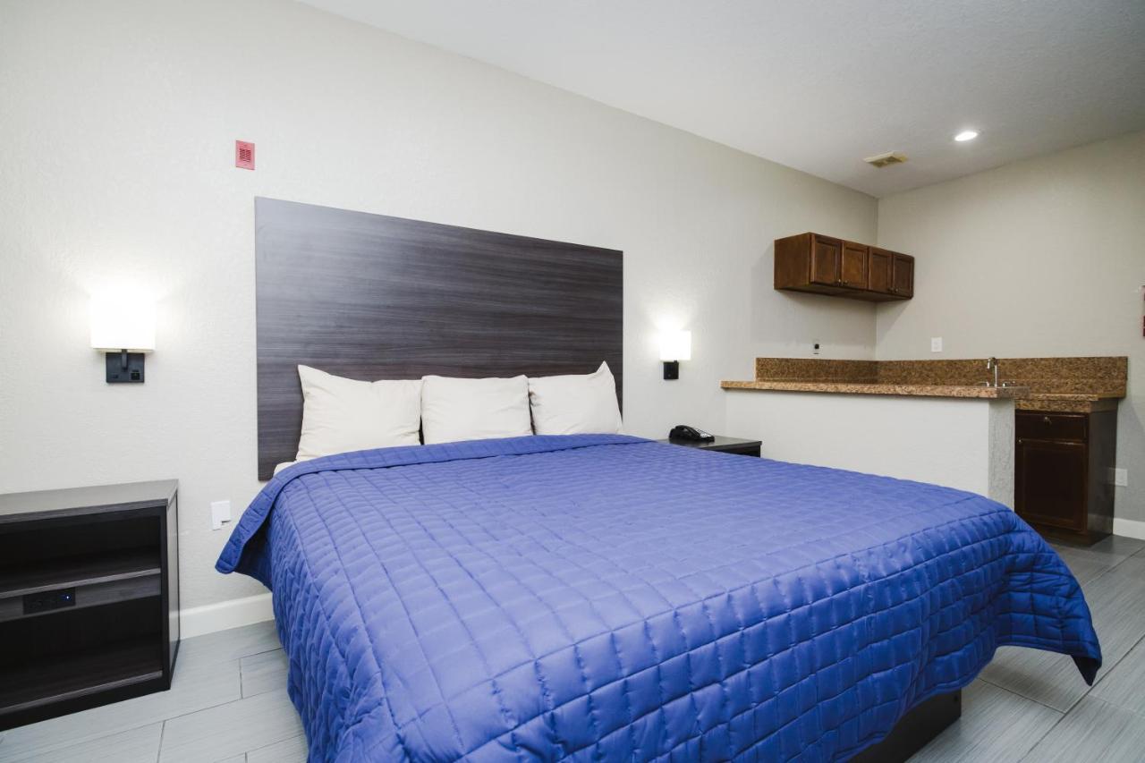Winchester Inn And Suites Humble/Iah/North Houston Экстерьер фото