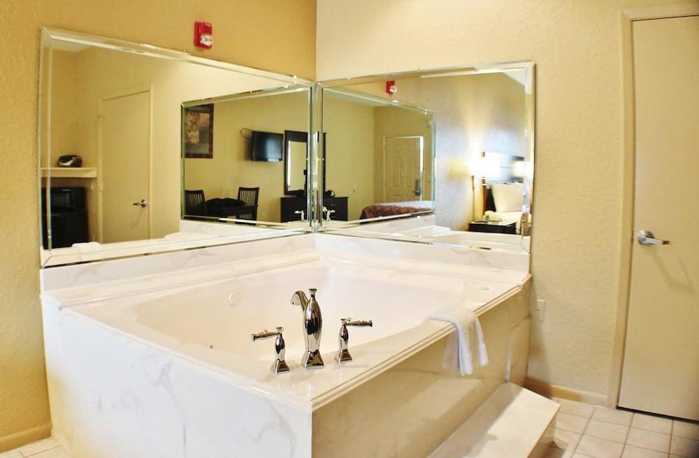 Winchester Inn And Suites Humble/Iah/North Houston Экстерьер фото